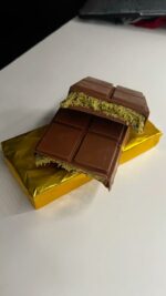 Pistachio Kunafa Long Bar - Image 2